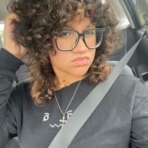 Meet your Posher, Julian